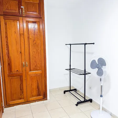 Rosas * Los Cristianos (Tenerife)