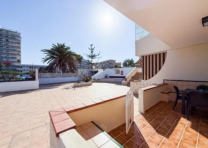 Rosas Apartamento Los Cristianos (Tenerife)