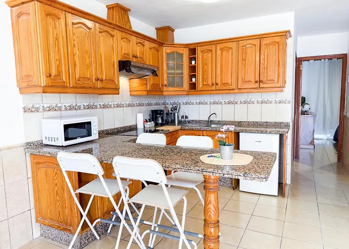 Rosas * Los Cristianos (Tenerife)